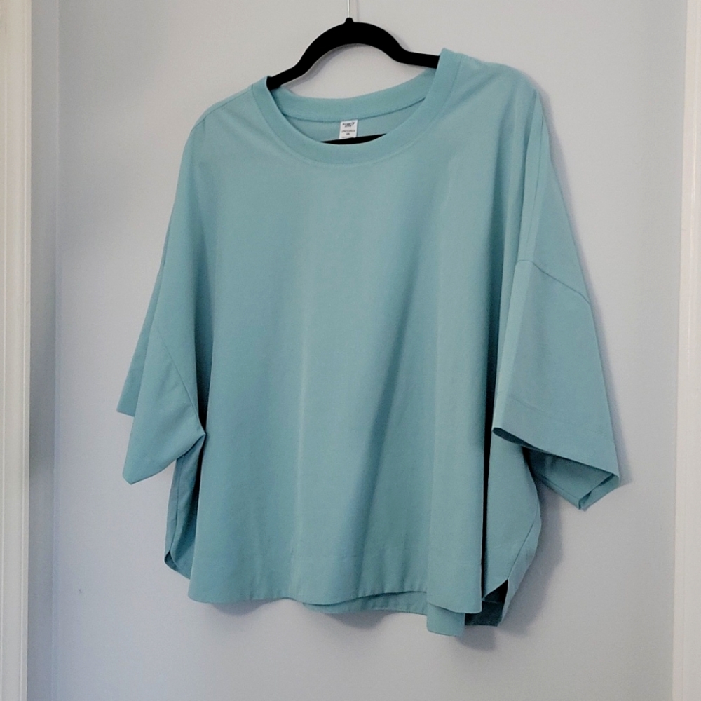 Active croptop